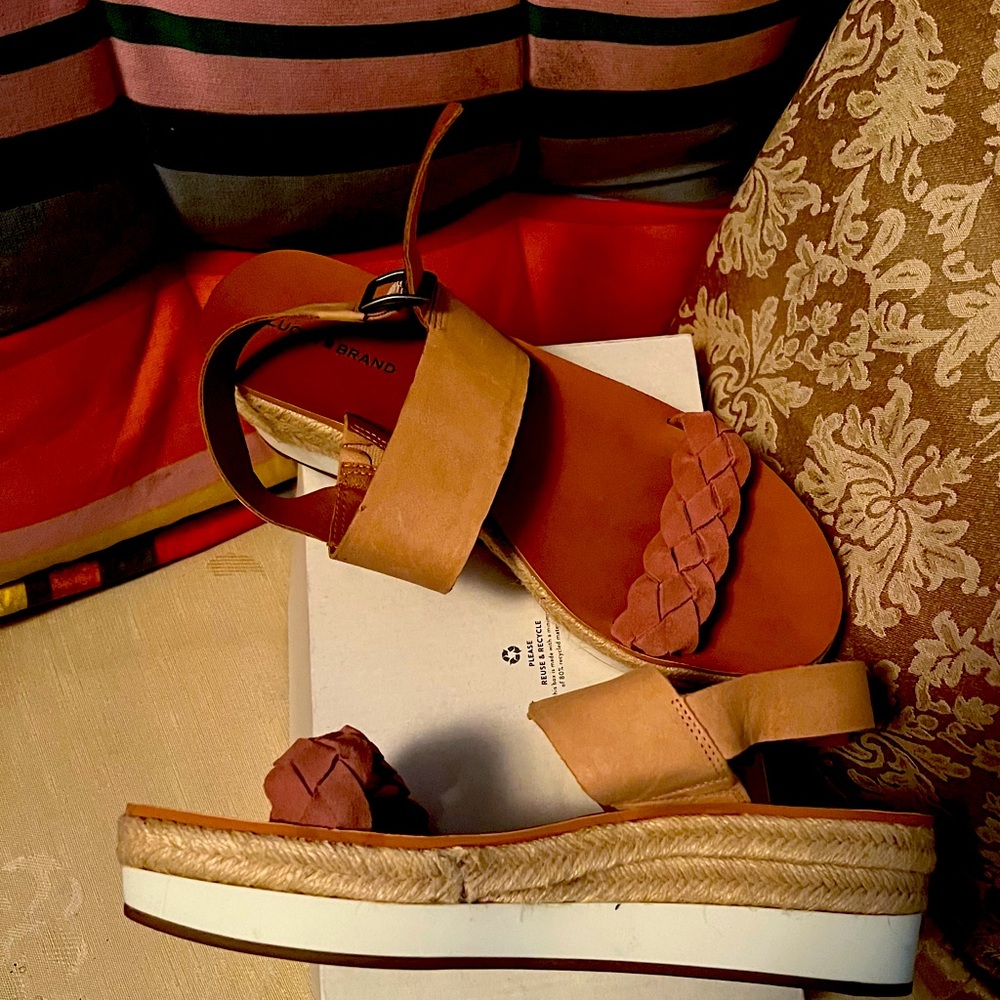 Lucky Brand Sandal